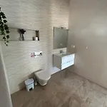 Namaste בית נופש קוניל דה לה פרונטרה